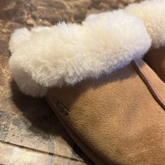 Ugg 🤩 - Picture 2 of 4